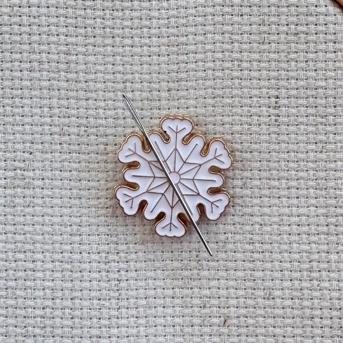 Snowflake Enamel Needle Minder - StewArt Stitches